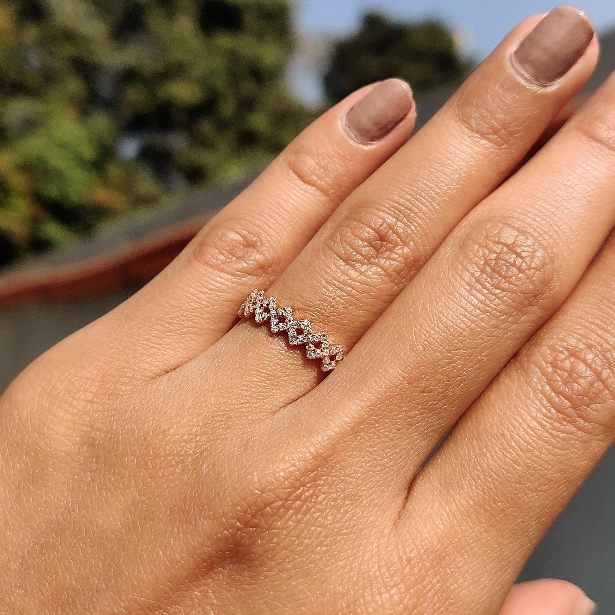 Round Cut Moissanite Wedding Band In Zig Zag Style