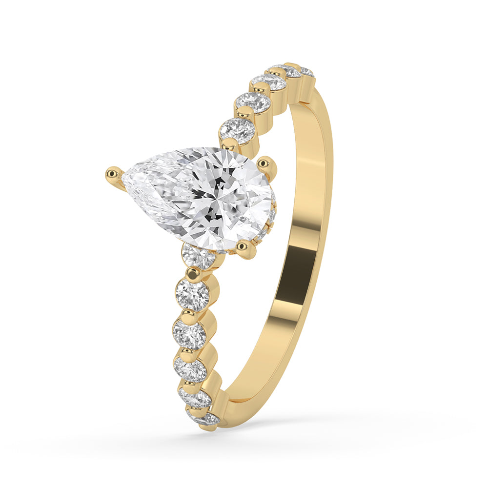 Beautiful Pear Shaped Engagement Ring in Yellow Gold Setting
