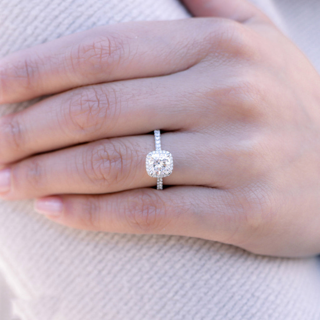 2.0 CT Cushion Cut Moissanite Halo Setting Engagement Ring