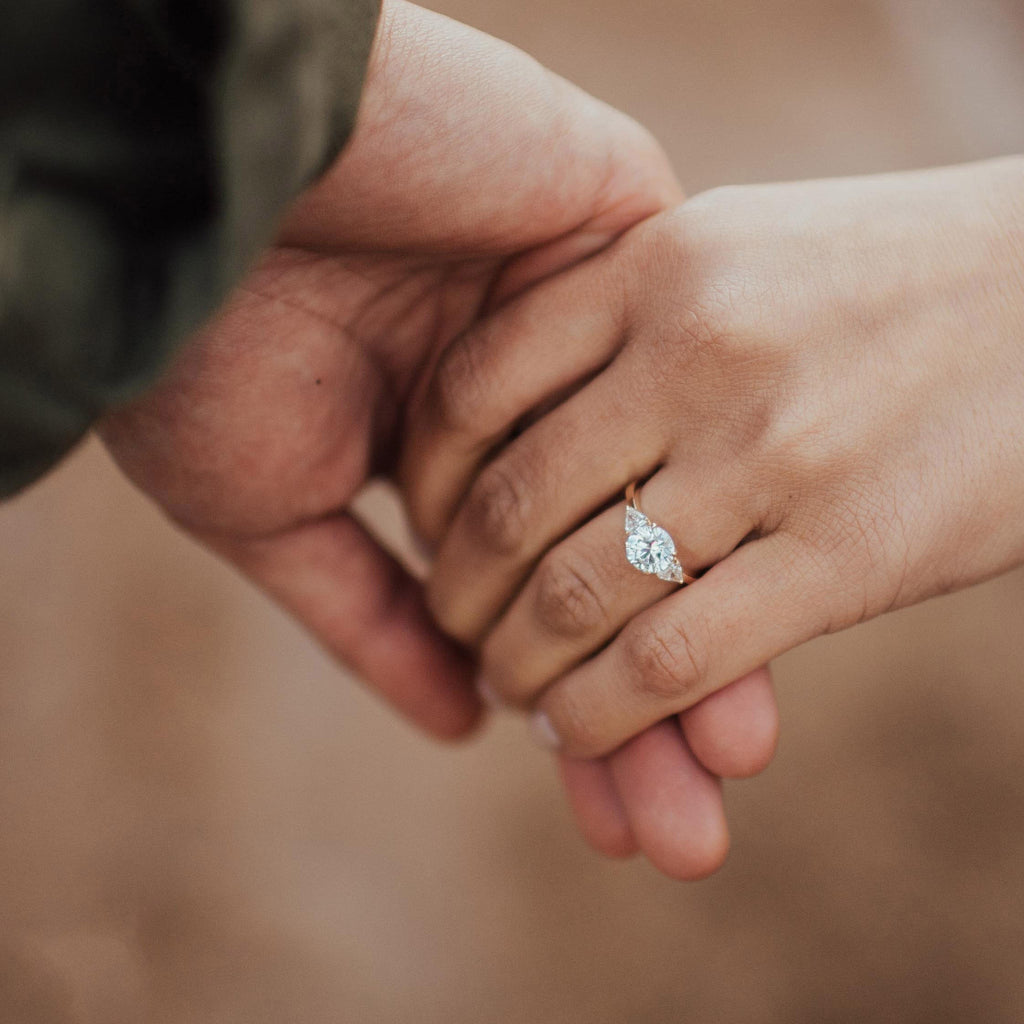 2.0CT Round Moissanite Three Stones Engagement Ring