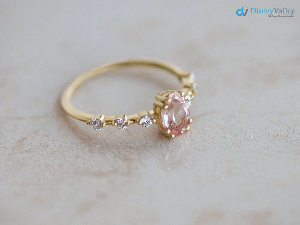 1 carat light pink Sapphire Dainty Oval Cutengagement ring - DisneyValley