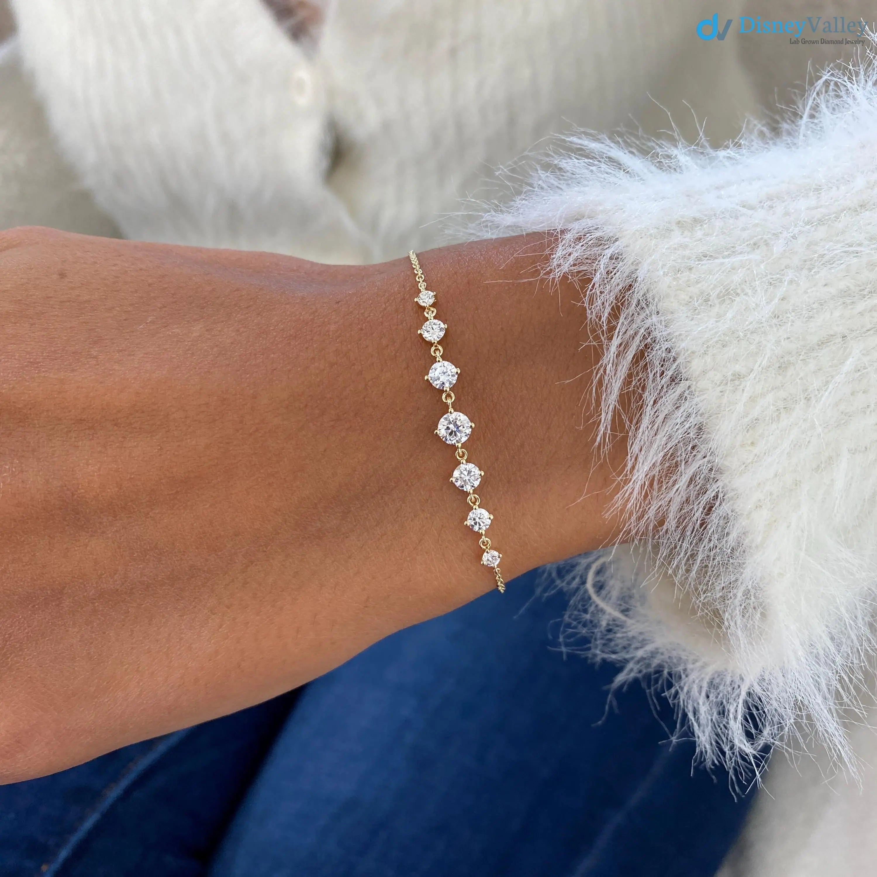 1.0 Ct Round Cut Diamond Stations Solid Yellow Gold Bracelet - DisneyValley