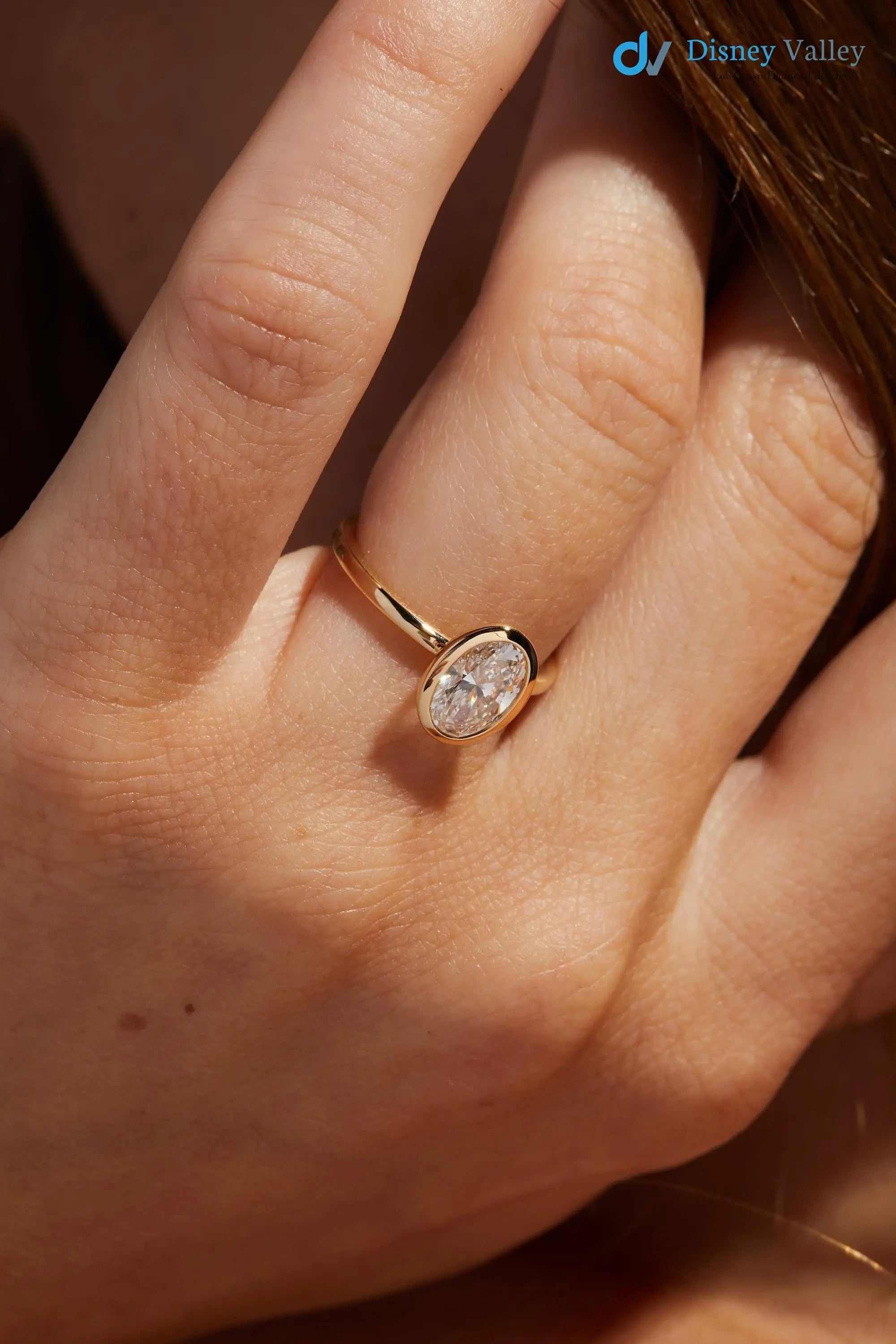1.00 Carat E Color VS1 Clarity Oval Cut Lab Grown Diamond Engagement Ring - DisneyValley
