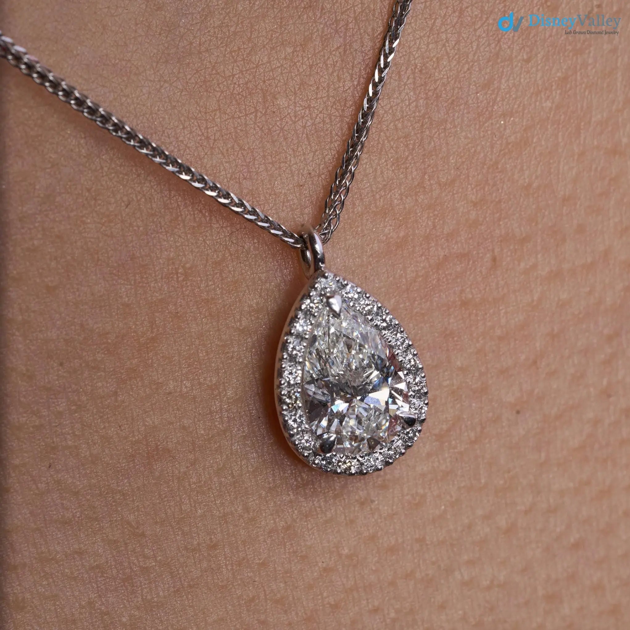 1.20 Ct Pear Cut IGI Certified Excellent Cut Lab Grown Diamond hallo Pendant DisneyValley