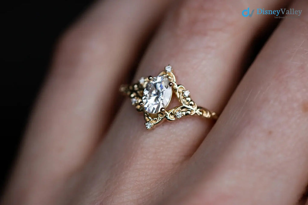 1.5 caret oval cut diamond Swirling filigree split shank vintage ring - DisneyValley