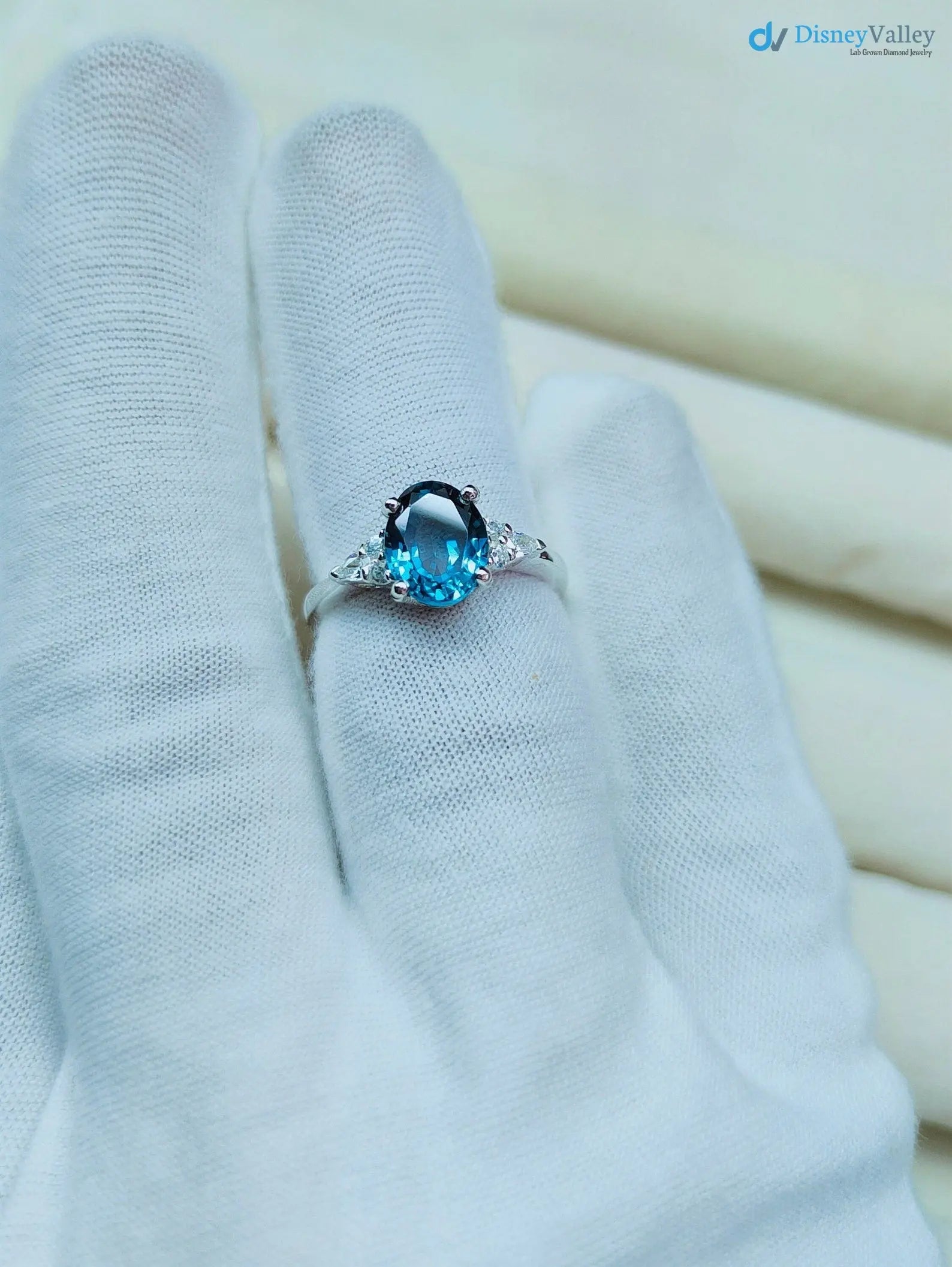 1.5 ct ocean blue vivid oval cut sapphire lab grown engagement ring - DisneyValley Main image