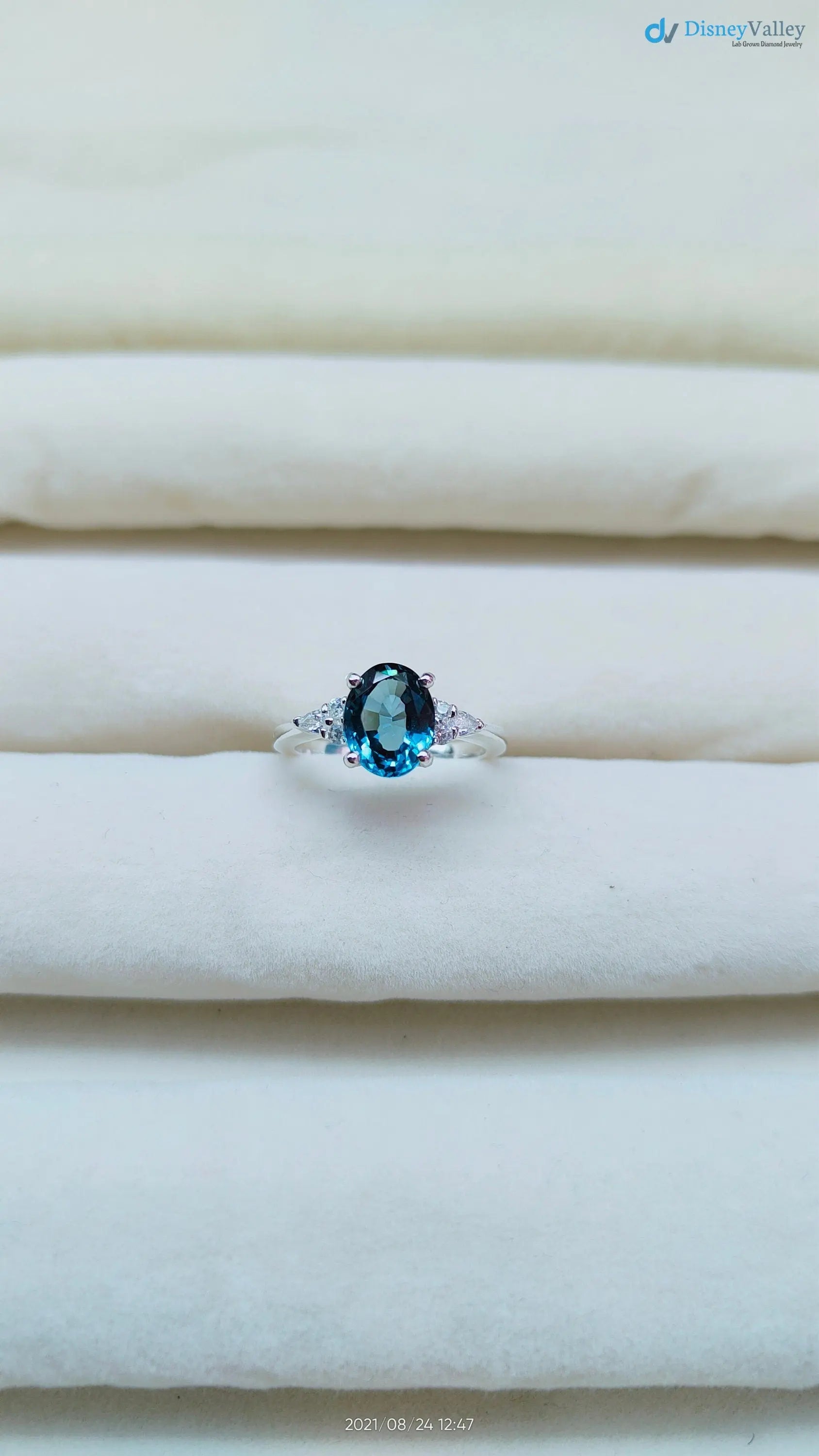 1.5 ct ocean blue vivid oval cut sapphire lab grown engagement ring - DisneyValley