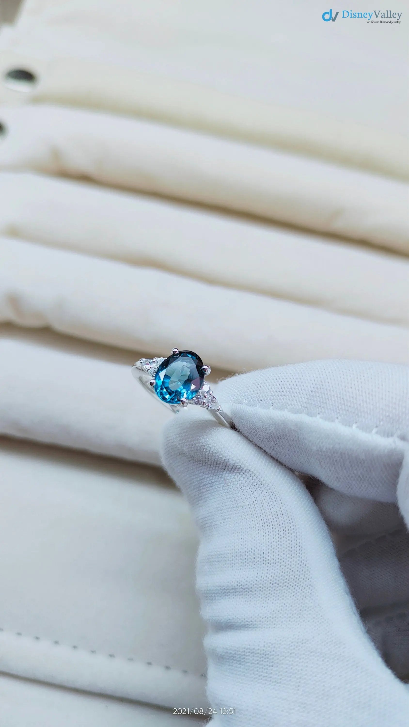 1.5 ct ocean blue vivid oval cut sapphire lab grown engagement ring - DisneyValley