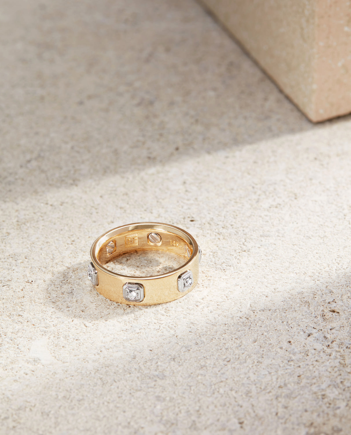 AMADOR Two-Tone Gold Ring with 0.30ct Diamonds