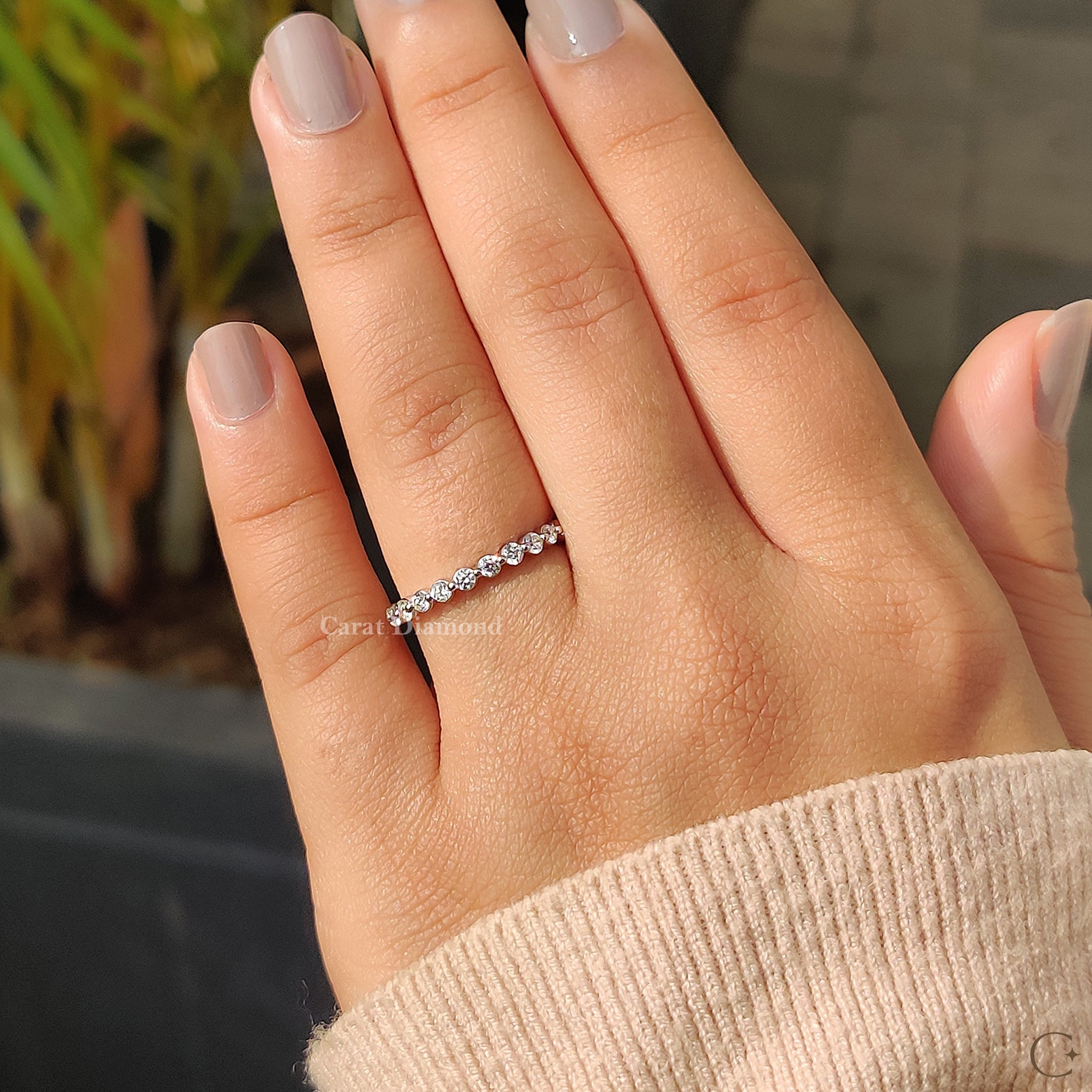 Shared Prong Eternity Round Diamond Wedding Band