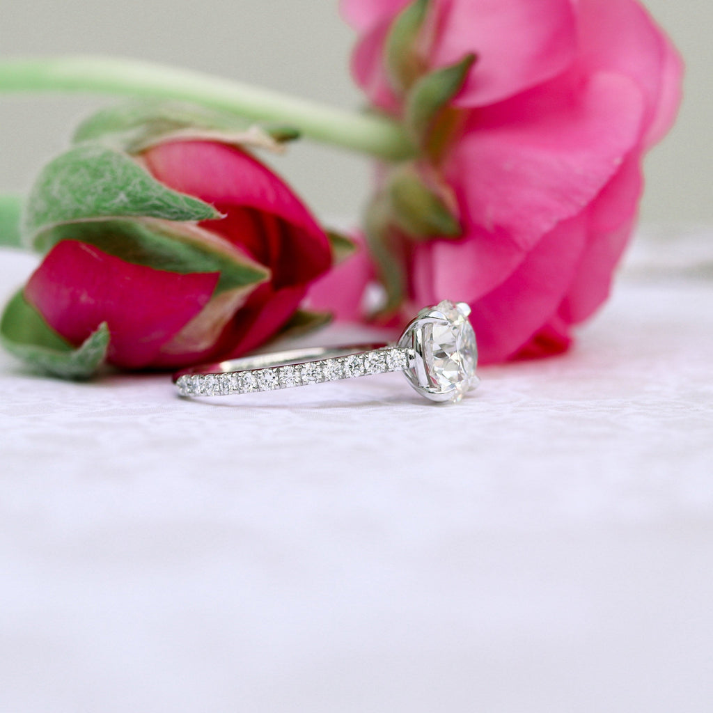 2.0CT Round Moissanite Solitaire Engagement Ring