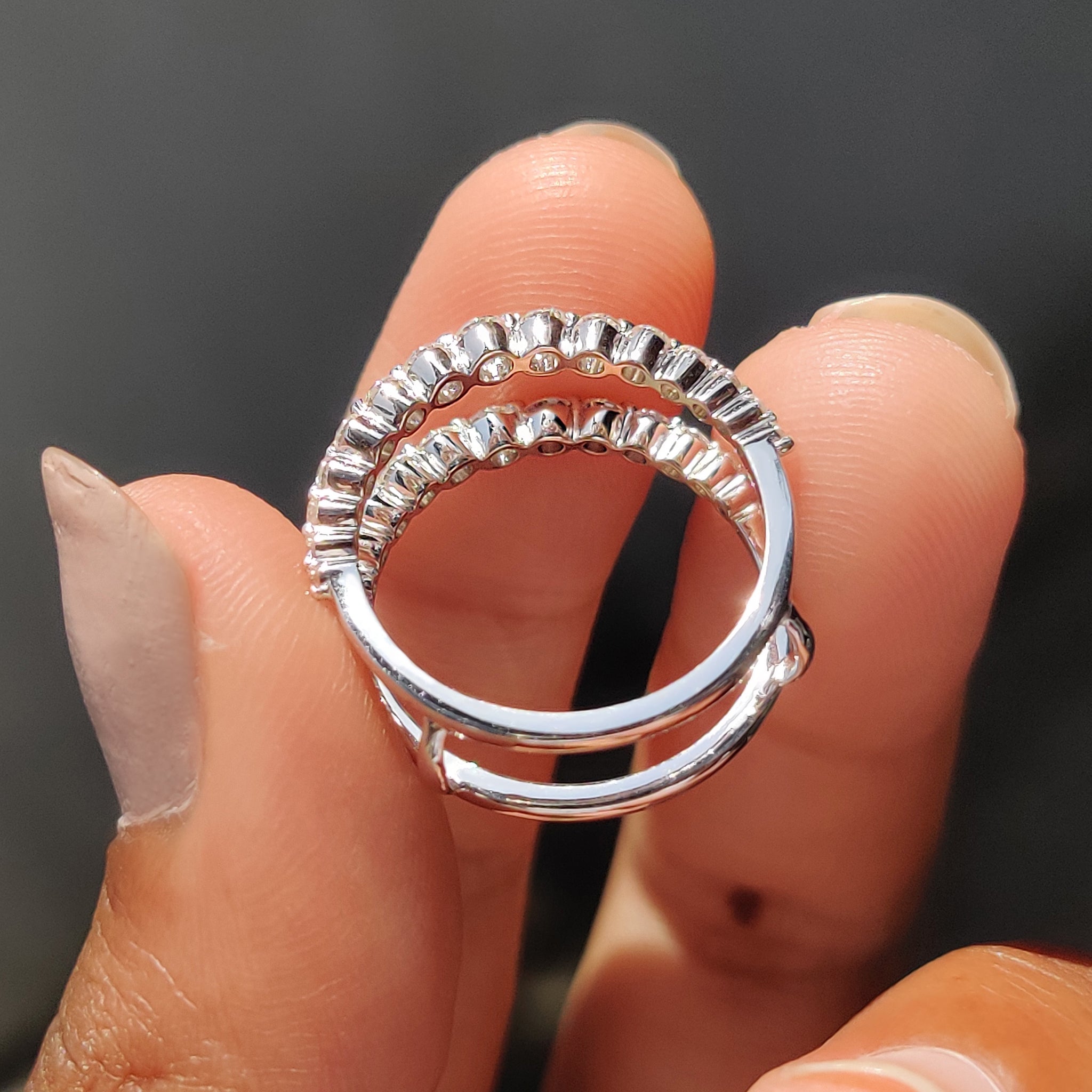 Enhancer Wedding Band Imagen secundaria del producto