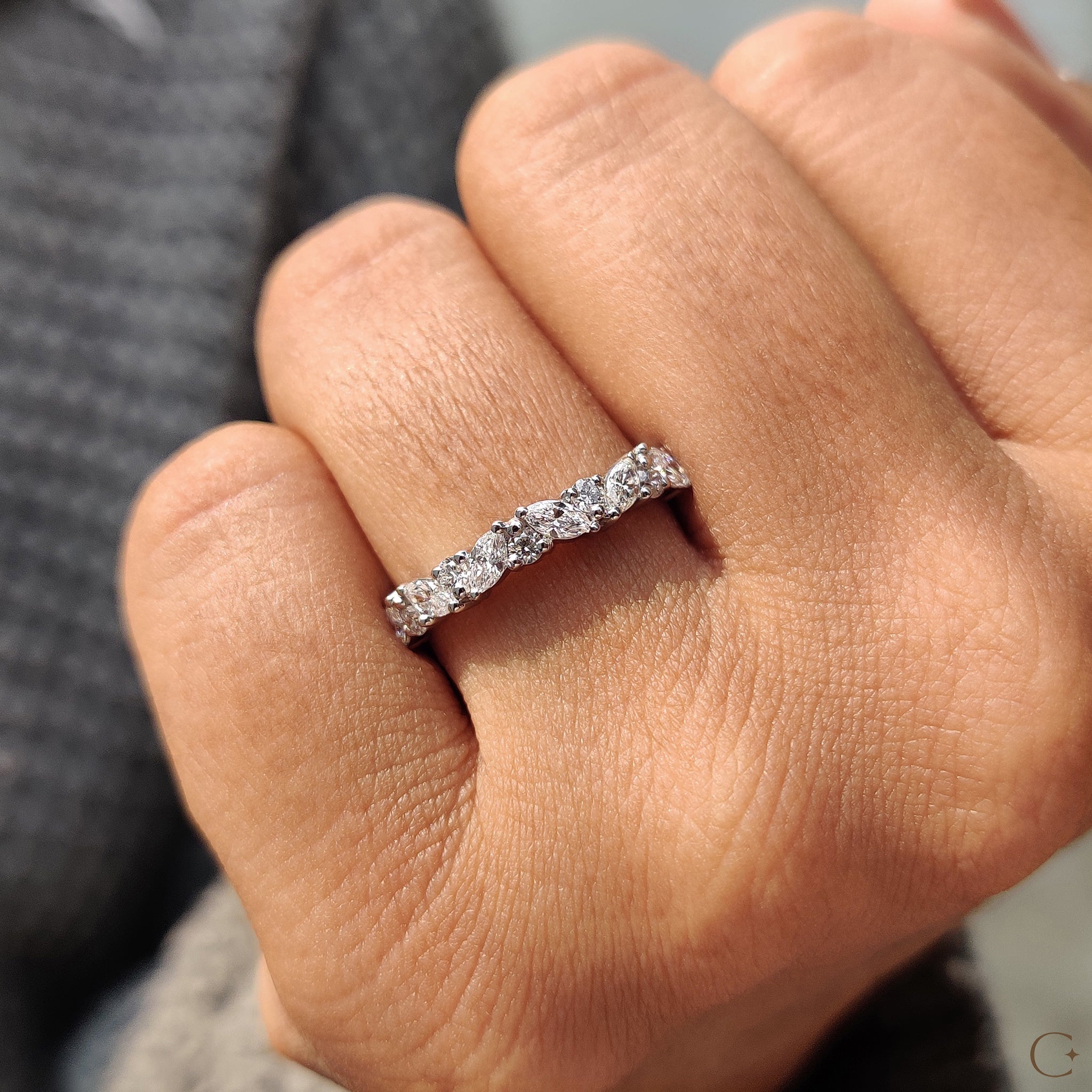 Half Eternity Wedding Band In Rose Gold Imagen principal del producto