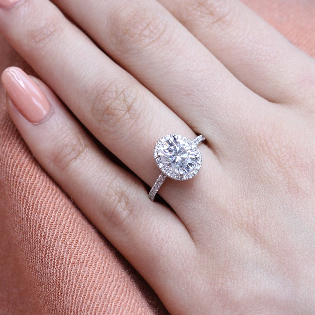 2.0 CT Oval Cut Moissanite Halo Engagement Ring