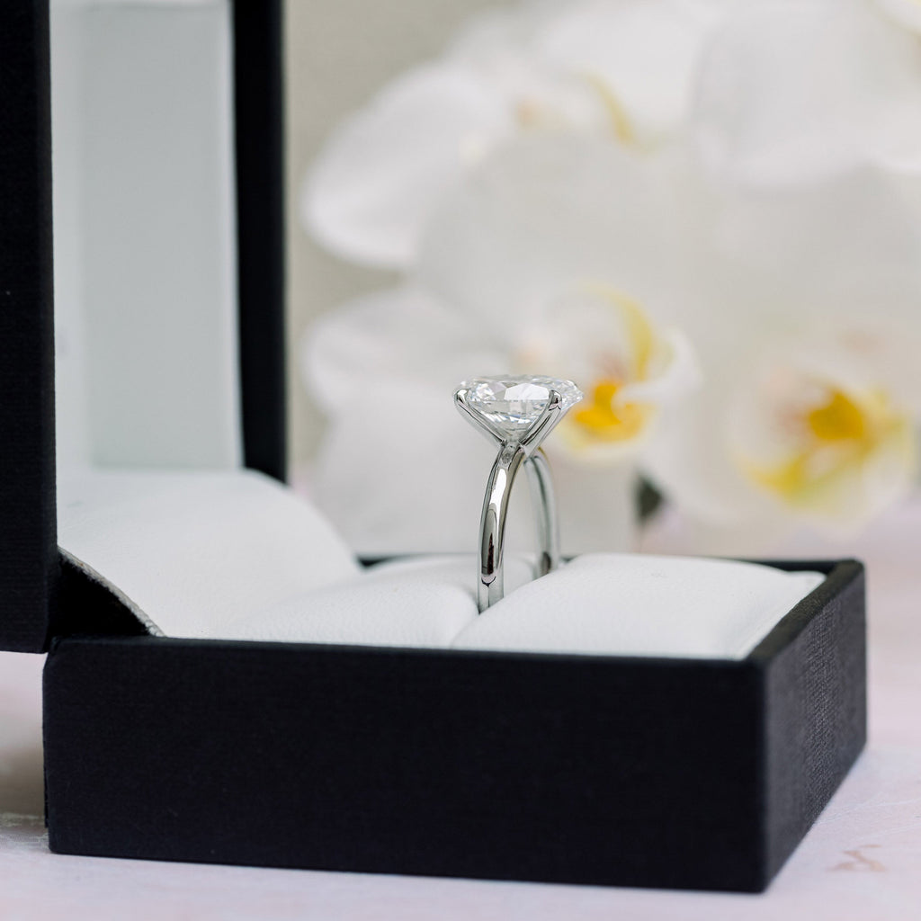 1.75 CT Oval Cut Solitaire Moissanite Engagement Ring