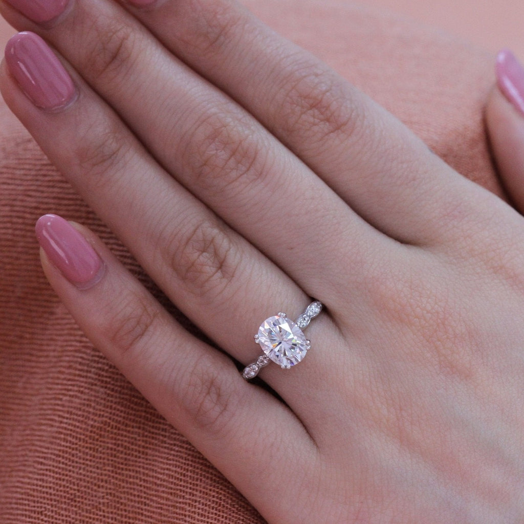 2.0 CT Oval Cut Moissanite Vintage Style Engagement Ring