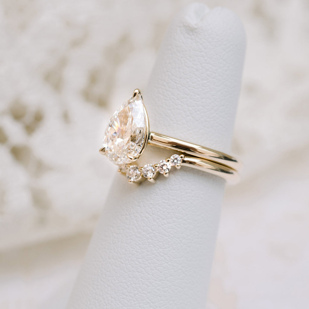 4.0 CT Pear Cut Moissanite Solitaire Engagement Ring