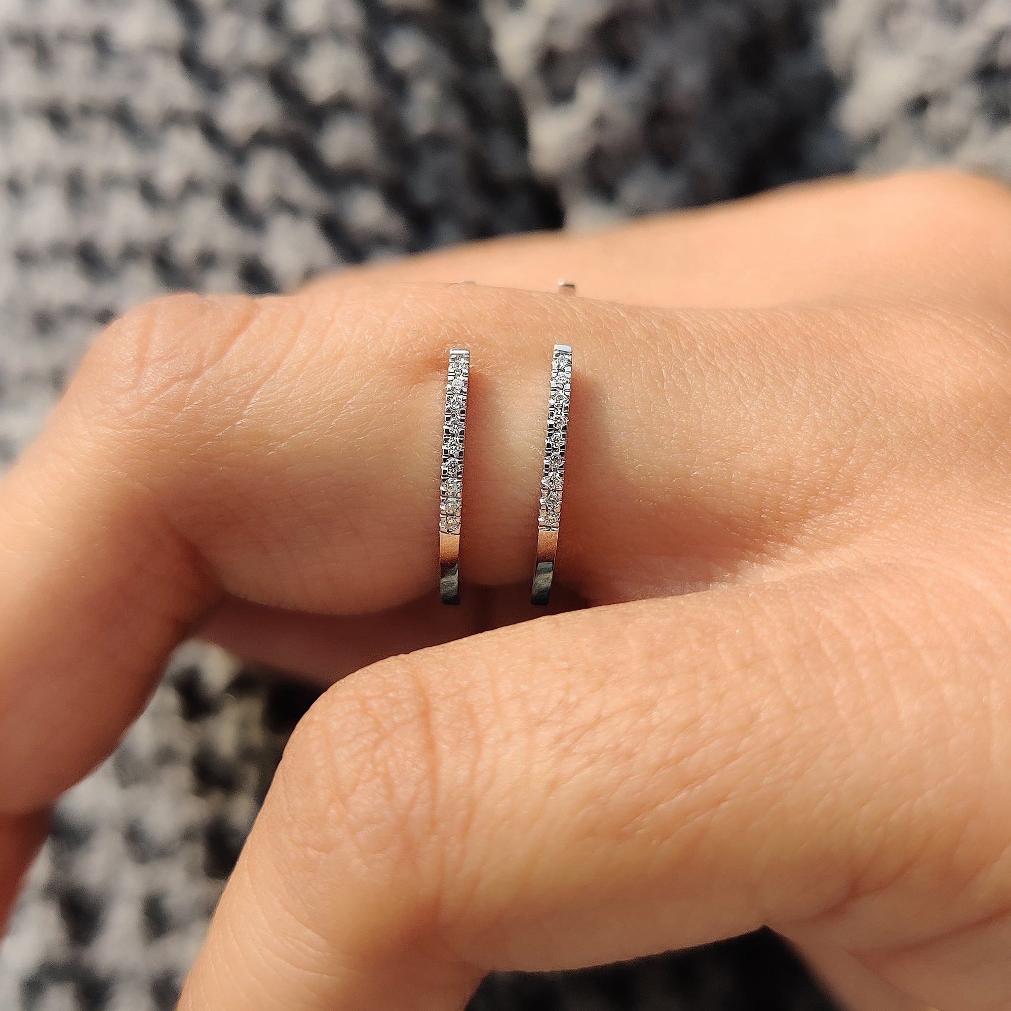 Round Diamond Band with Open Gap Design