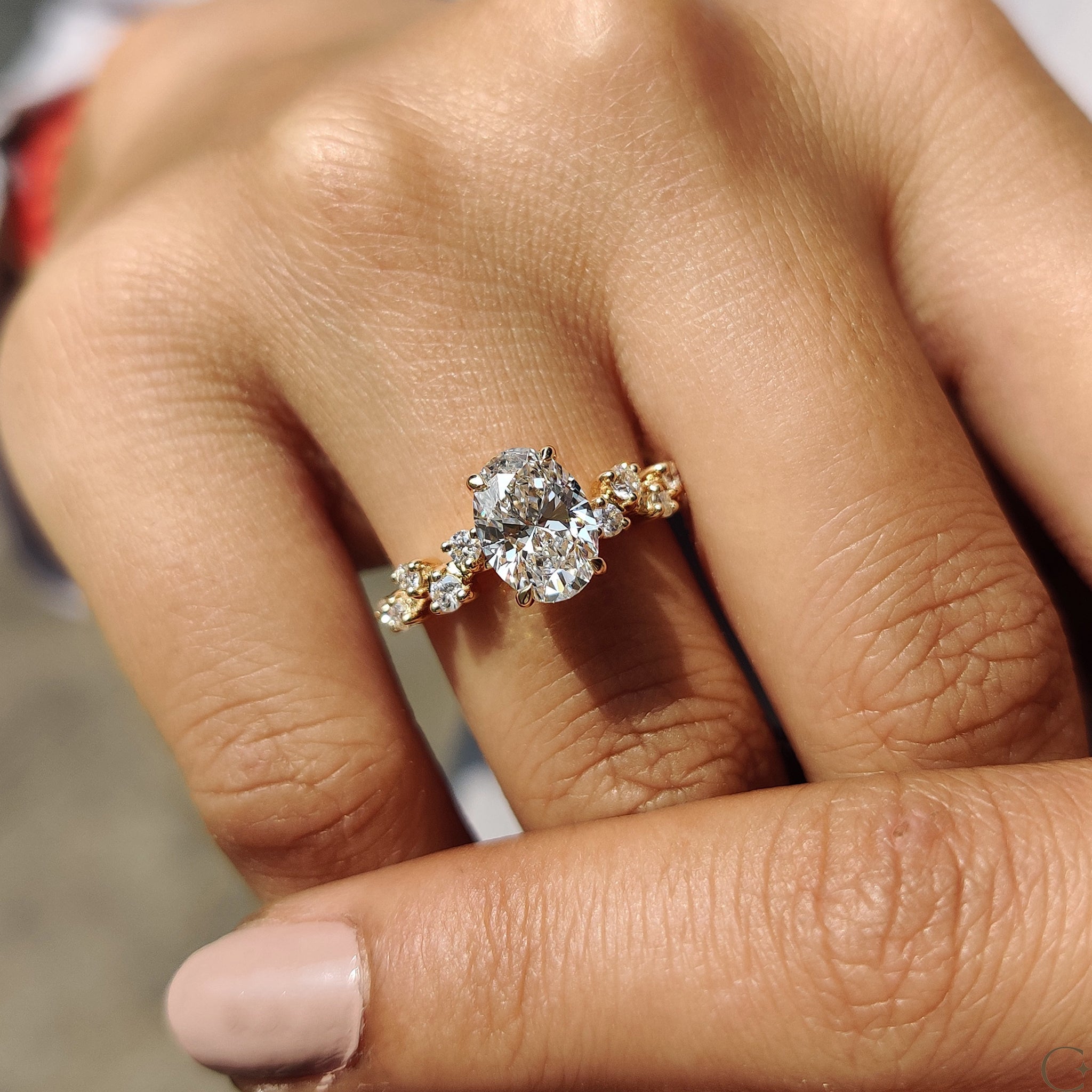 Oval Shape Engagement Ring with Zig Zag Band in Gold Secondary image