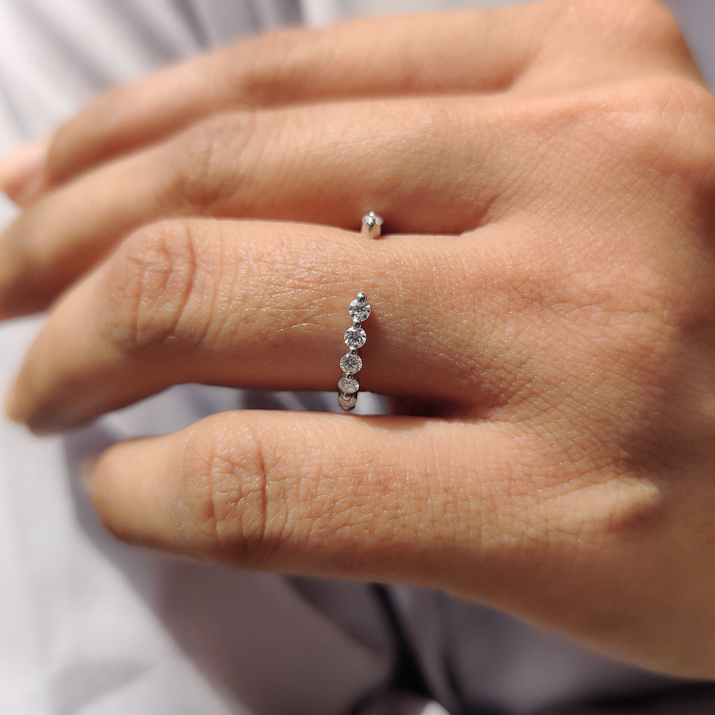 Round Cut Shared Prong Wedding Band