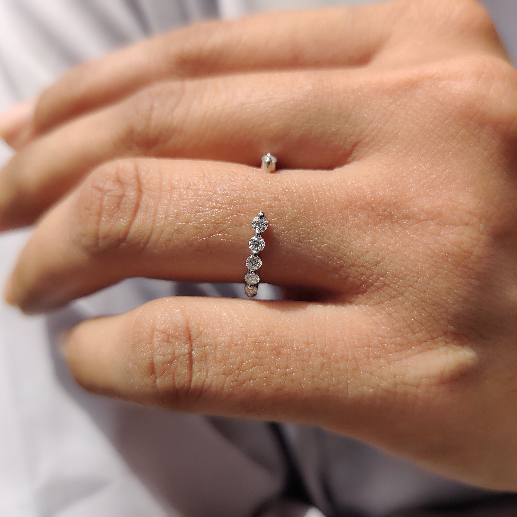 Round Cut Shared Prong Wedding Band