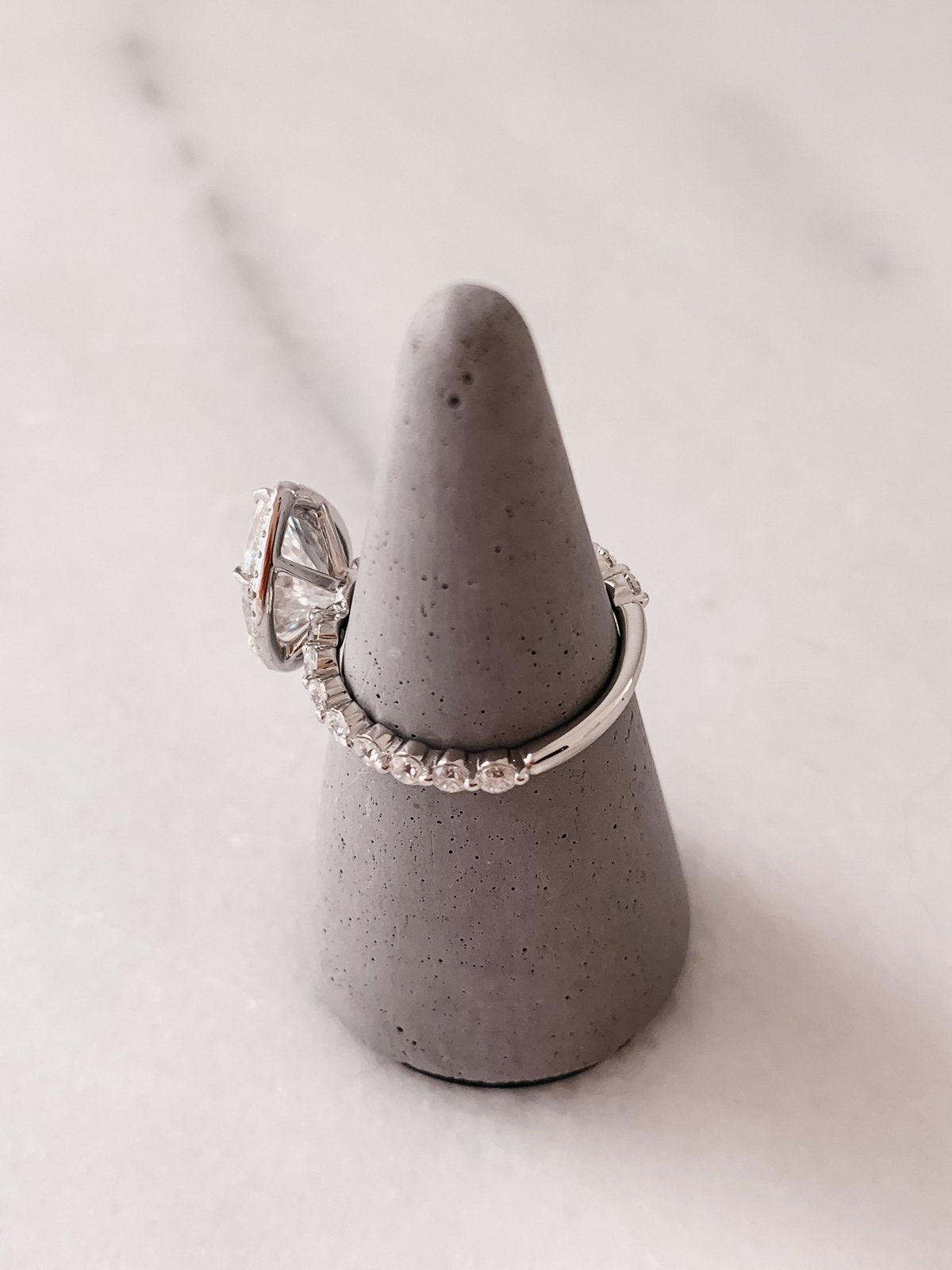 2.0 CT Pear Cut Moissanite Halo Engagement Ring