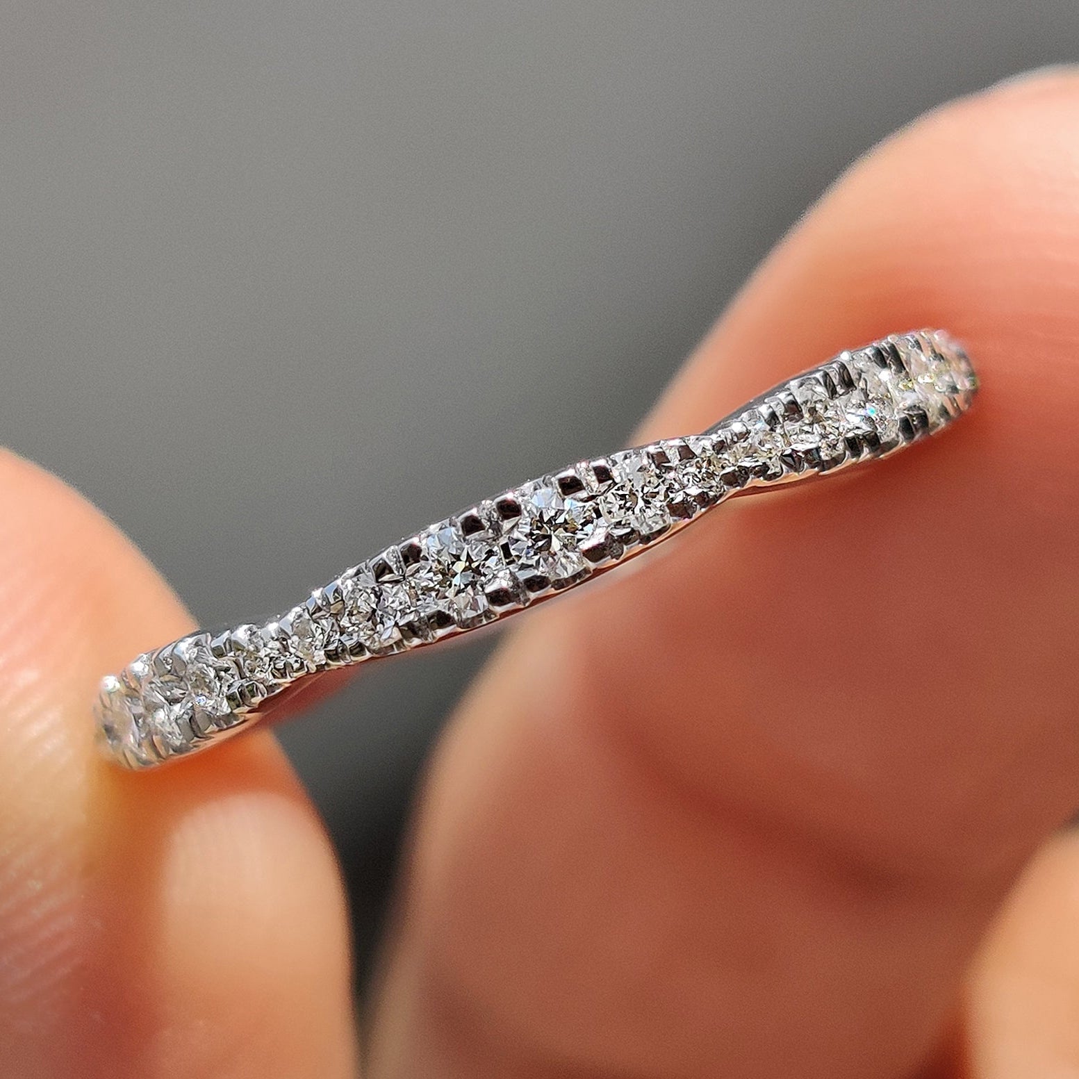 Round Cut Wedding Band In Half Eternity Style Hauptbild