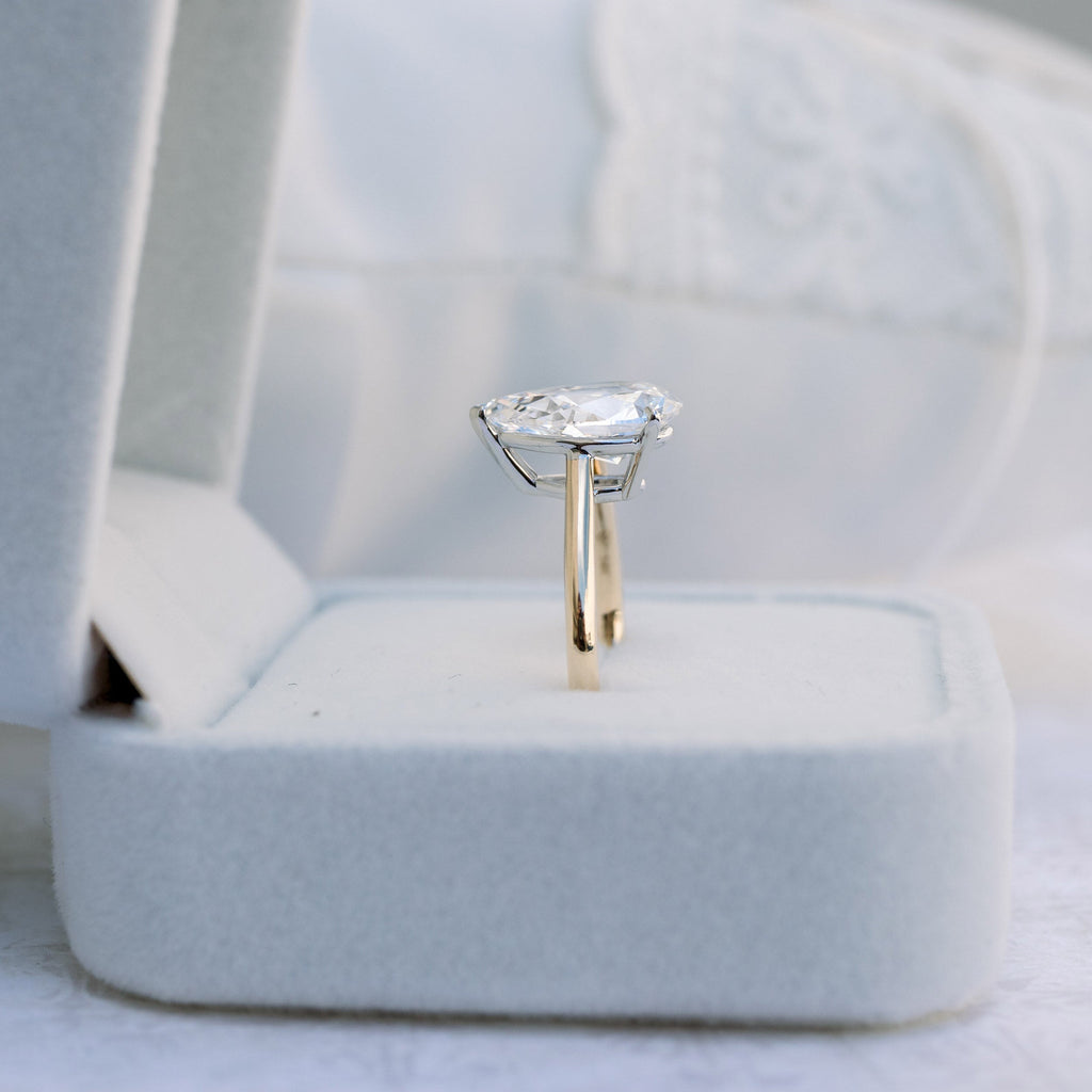 4.0 CT Pear Cut Moissanite Solitaire Engagement Ring