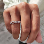 Round Cut Twisted Wedding Band