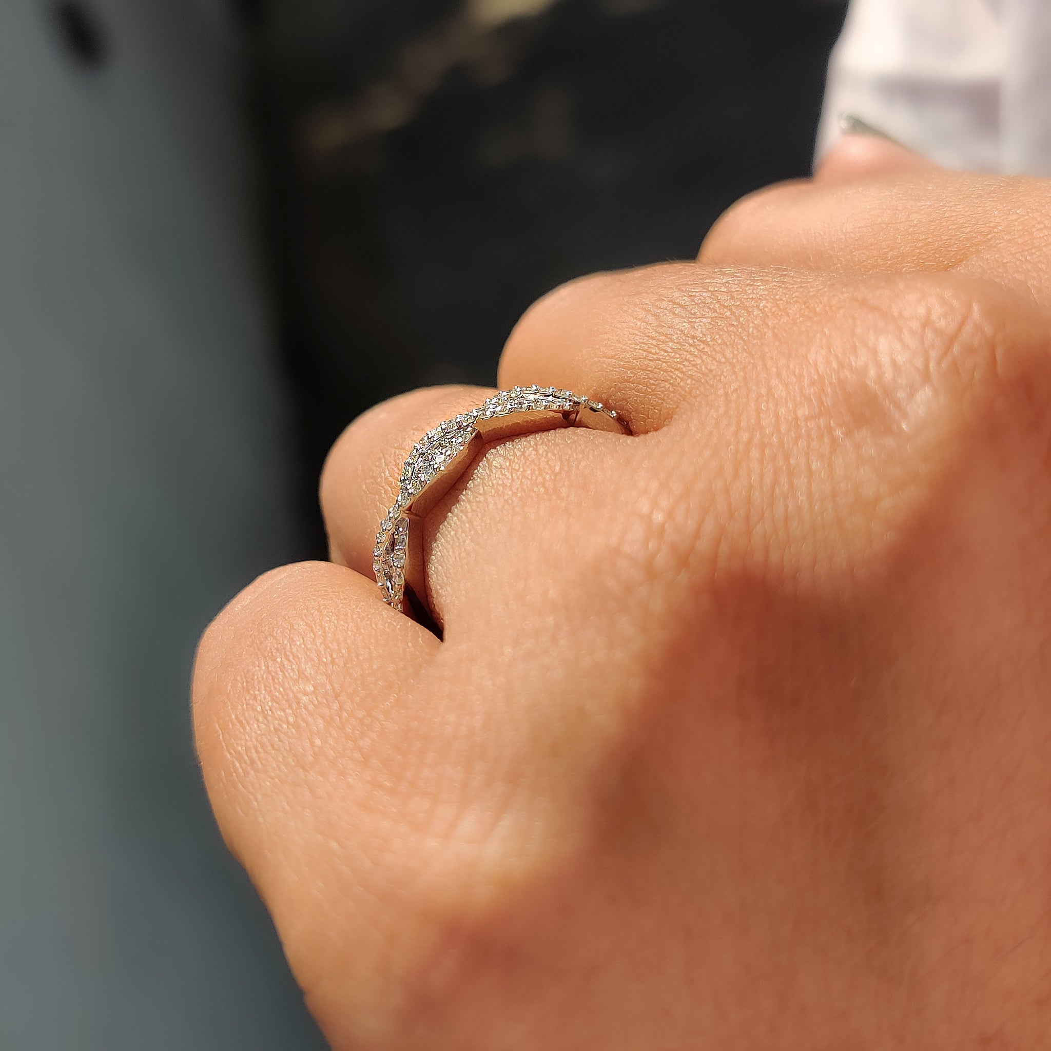 Twisted Diamond Wedding Band With Round Cut