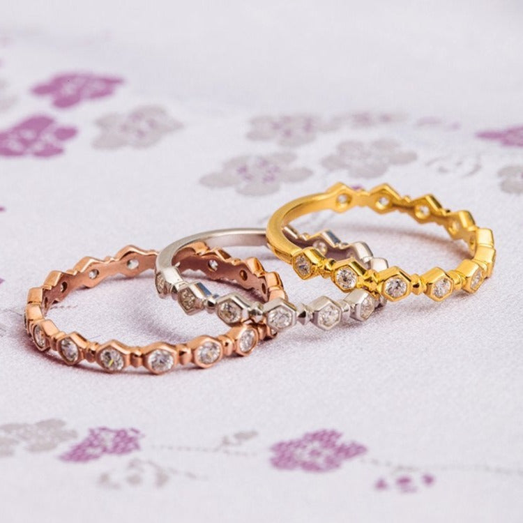 0.25 TCW Round Brilliant Cut Bezel Set Unique Stacking Wedding Band