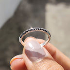 Knife Edge Wedding Band With Black Moissanite