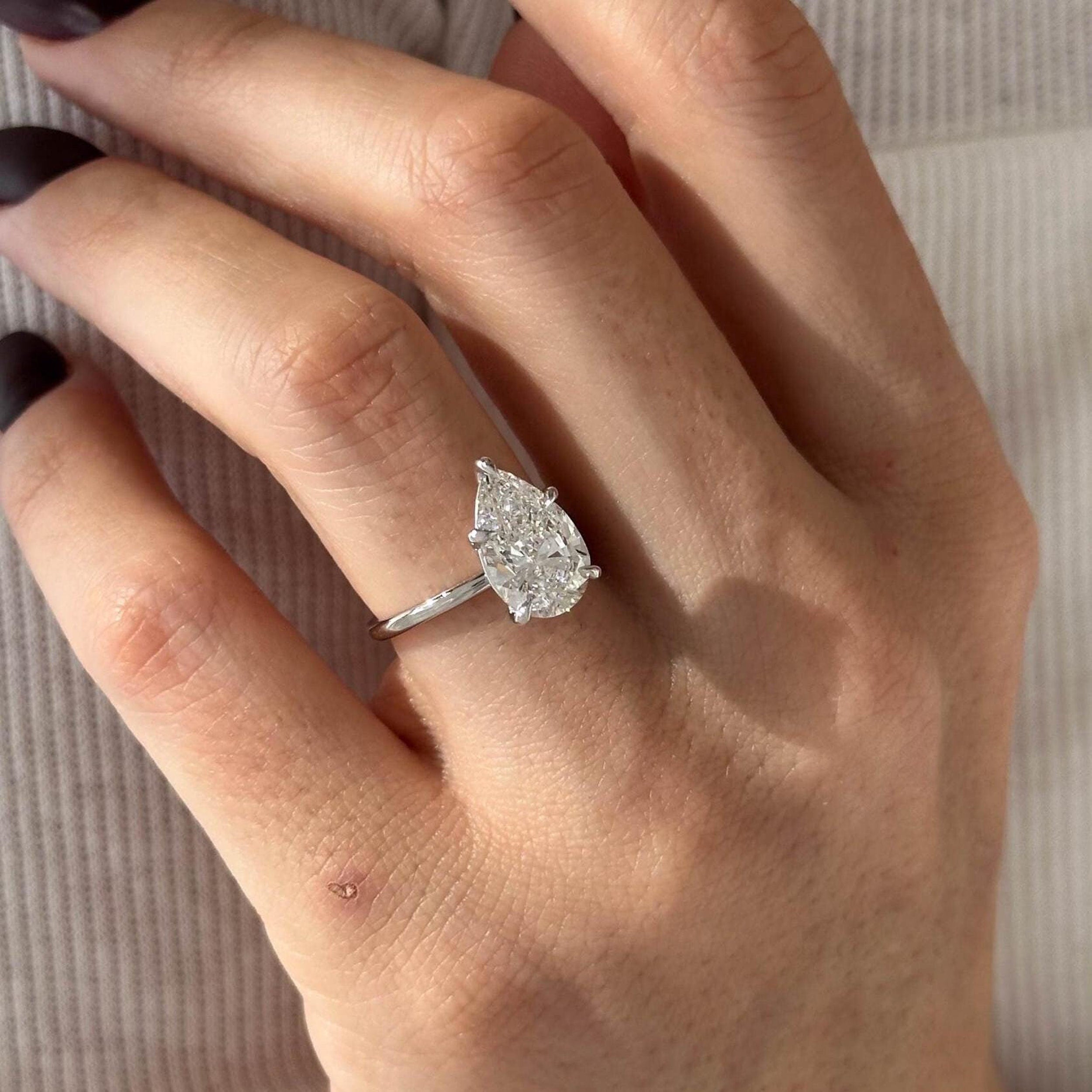 3.0 CT Pear Cut Moissanite Solitaire Style Engagement Ring