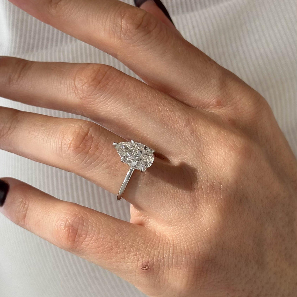 3.0 CT Pear Cut Moissanite Solitaire Style Engagement Ring