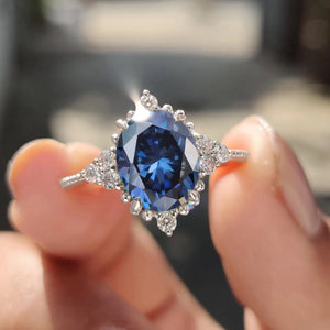 Royal Blue Oval Milgrain Engagement Ring