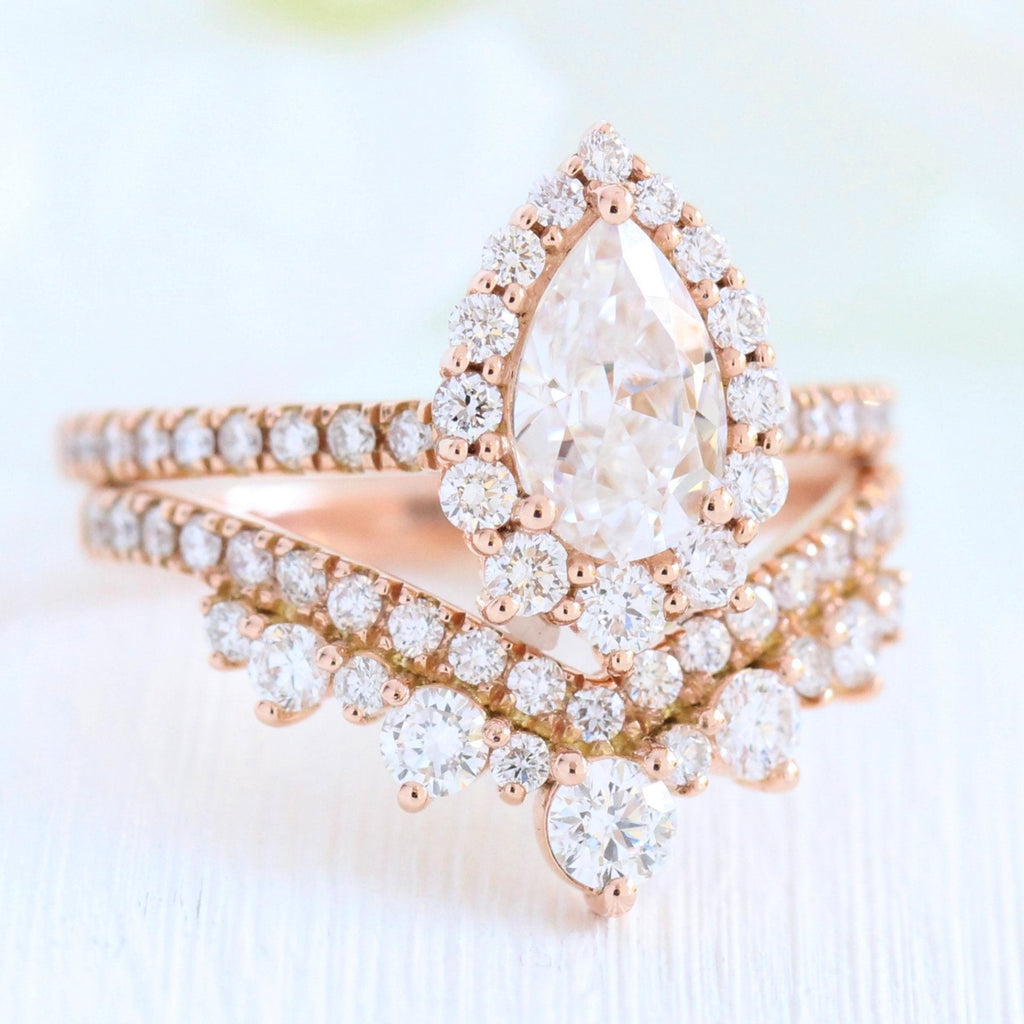 1.0CT Pear Cut Moissanite Halo Bridal Ring Set