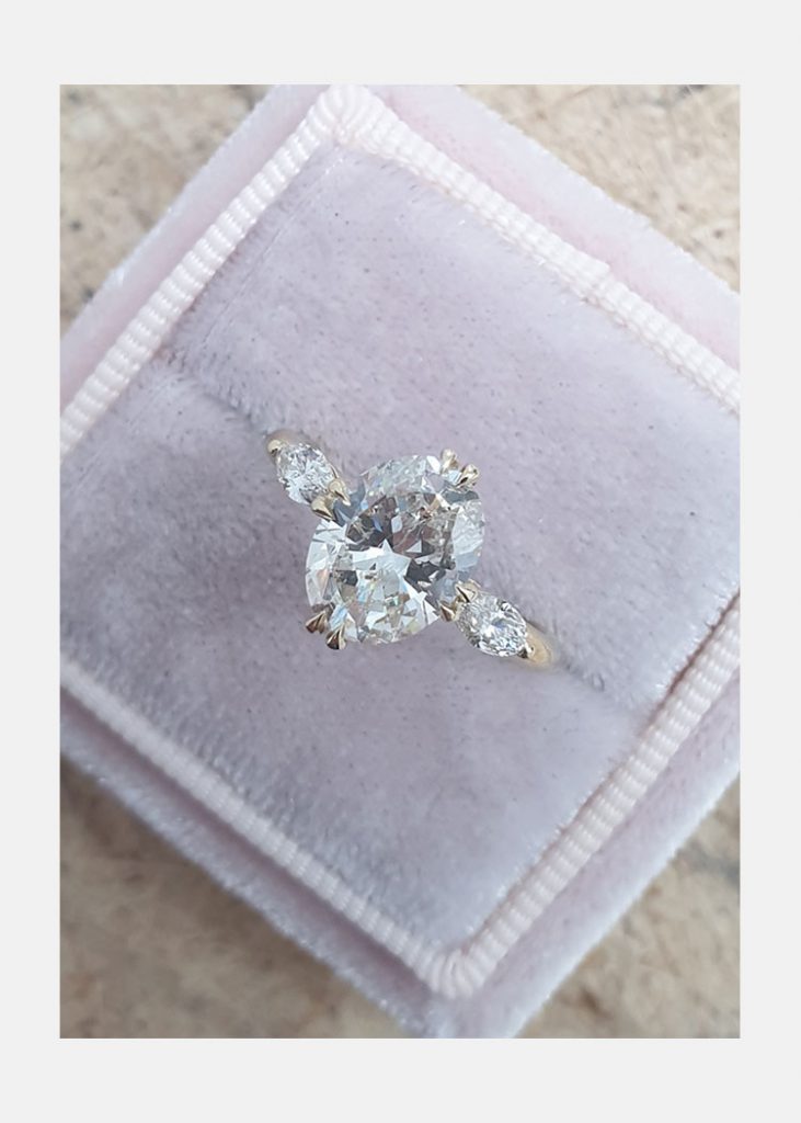 1.50 CT Oval Cut Moissanite Three Stones Engagement Ring
