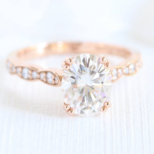 2.0 CT Oval Cut Moissanite Vintage Style Engagement Ring