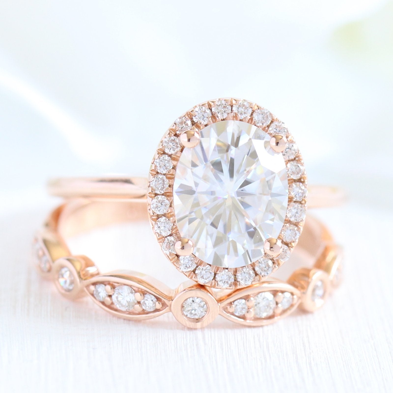 2.0CT Oval Cut Moissanite Halo Bridal Ring Set Secondary image