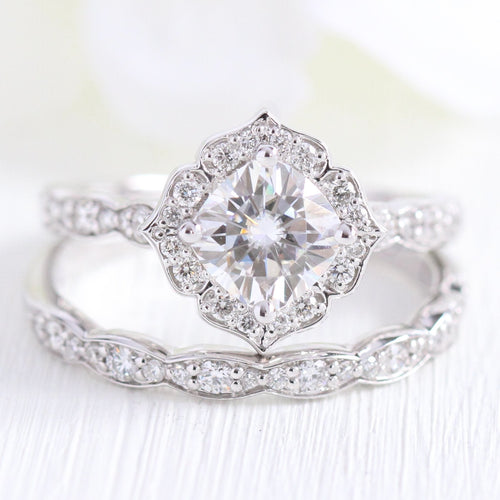 1.0 CT chusion Cut Moissanite Vintage Halo Bridal Ring Set