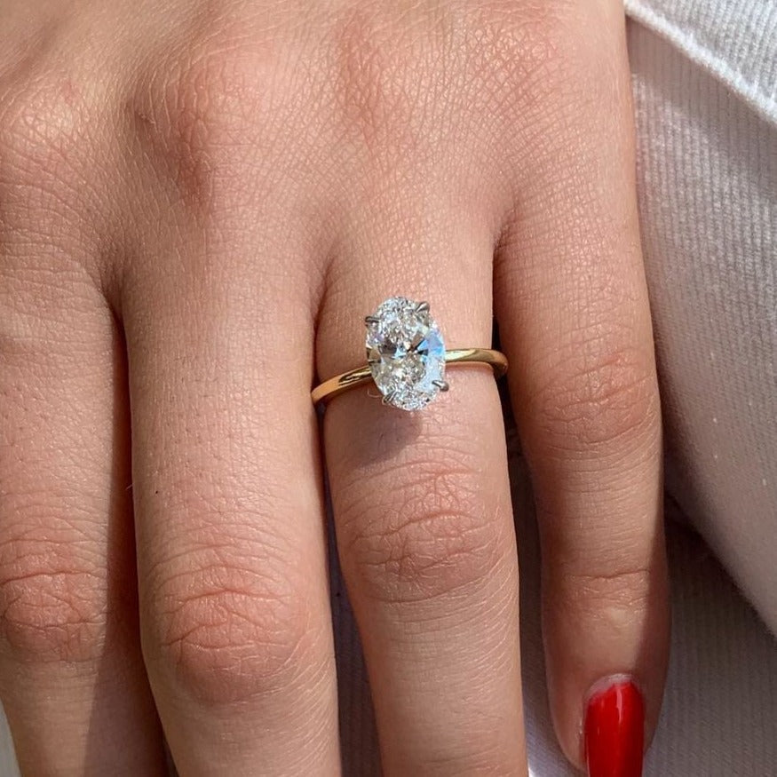 1.33 CT Oval Cut Solitaire Moissanite Engagement Ring