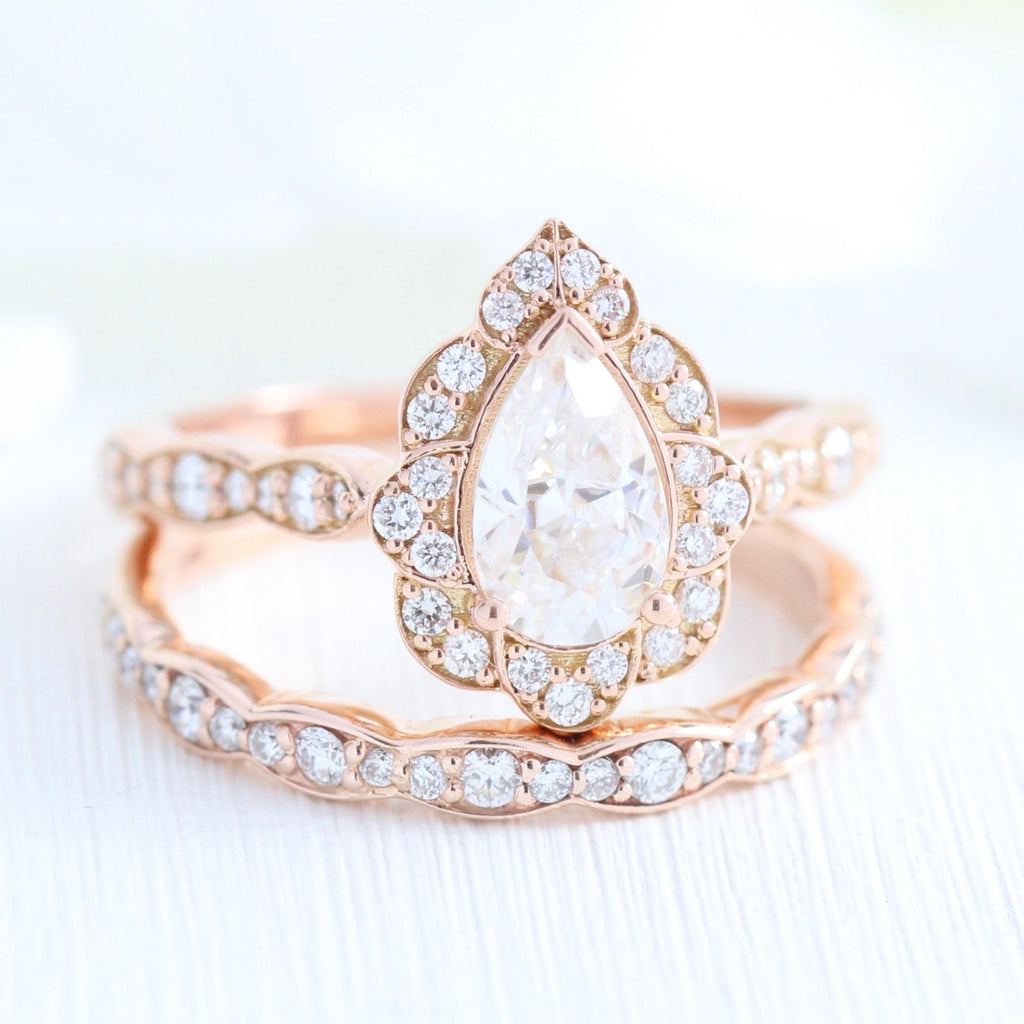 1.0CT Pear Cut Moissanite Vintage Halo Bridal Ring Set