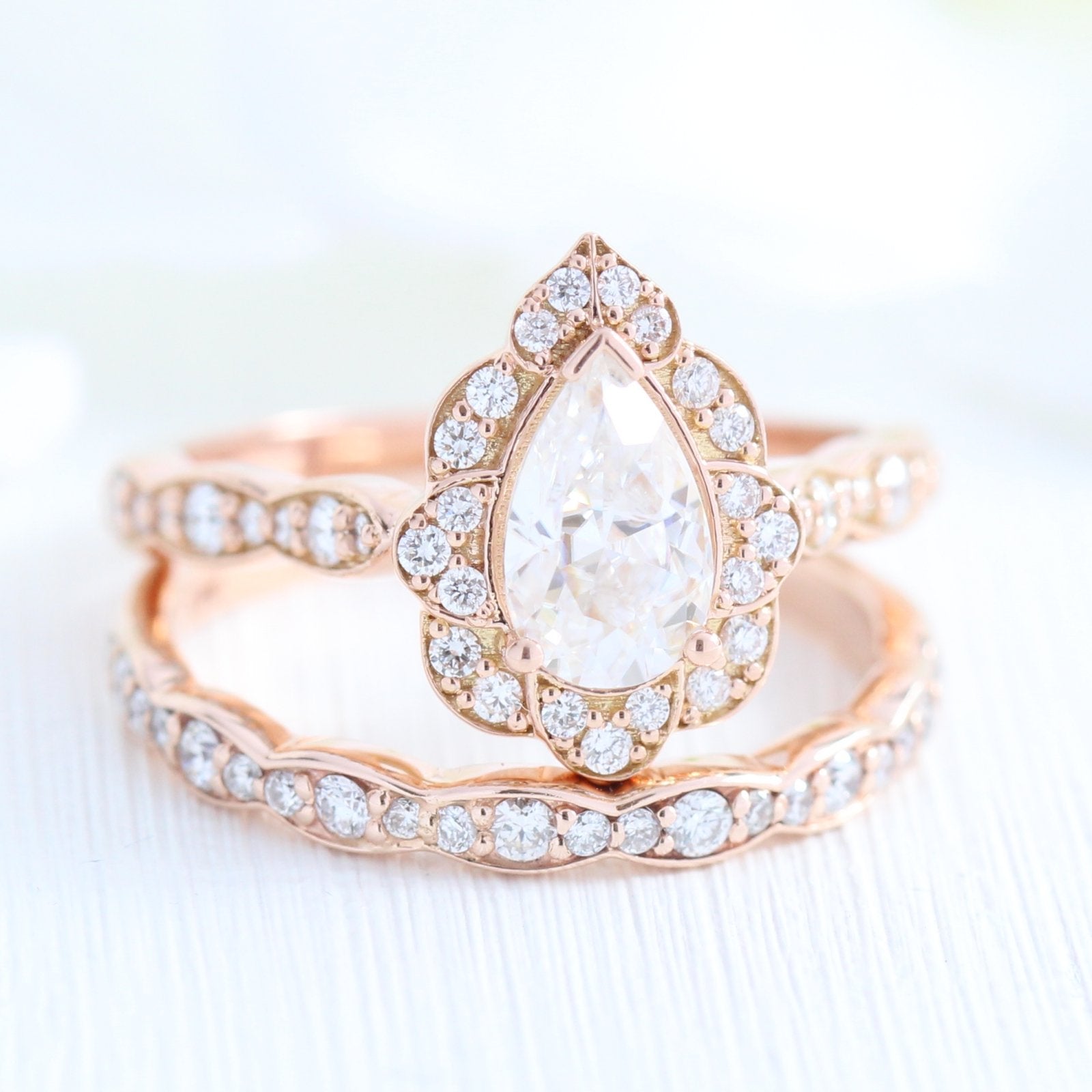 1.0CT Pear Cut Moissanite Vintage Halo Bridal Ring Set