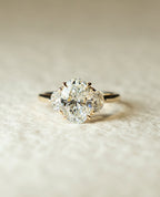 1.0-2.0 CT Oval ⁠Cut Lab Grown Diamond Three Stone Engagement Ring