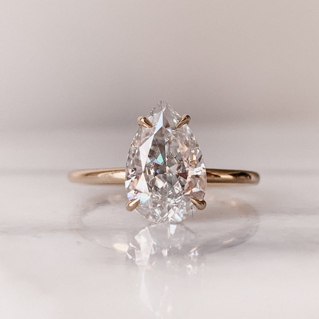 2.0 CT Pear Cut Moissanite Solitaire Engagement Ring