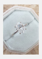 2.0 CT Oval Cut Moissanite Solitaire Engagement Ring