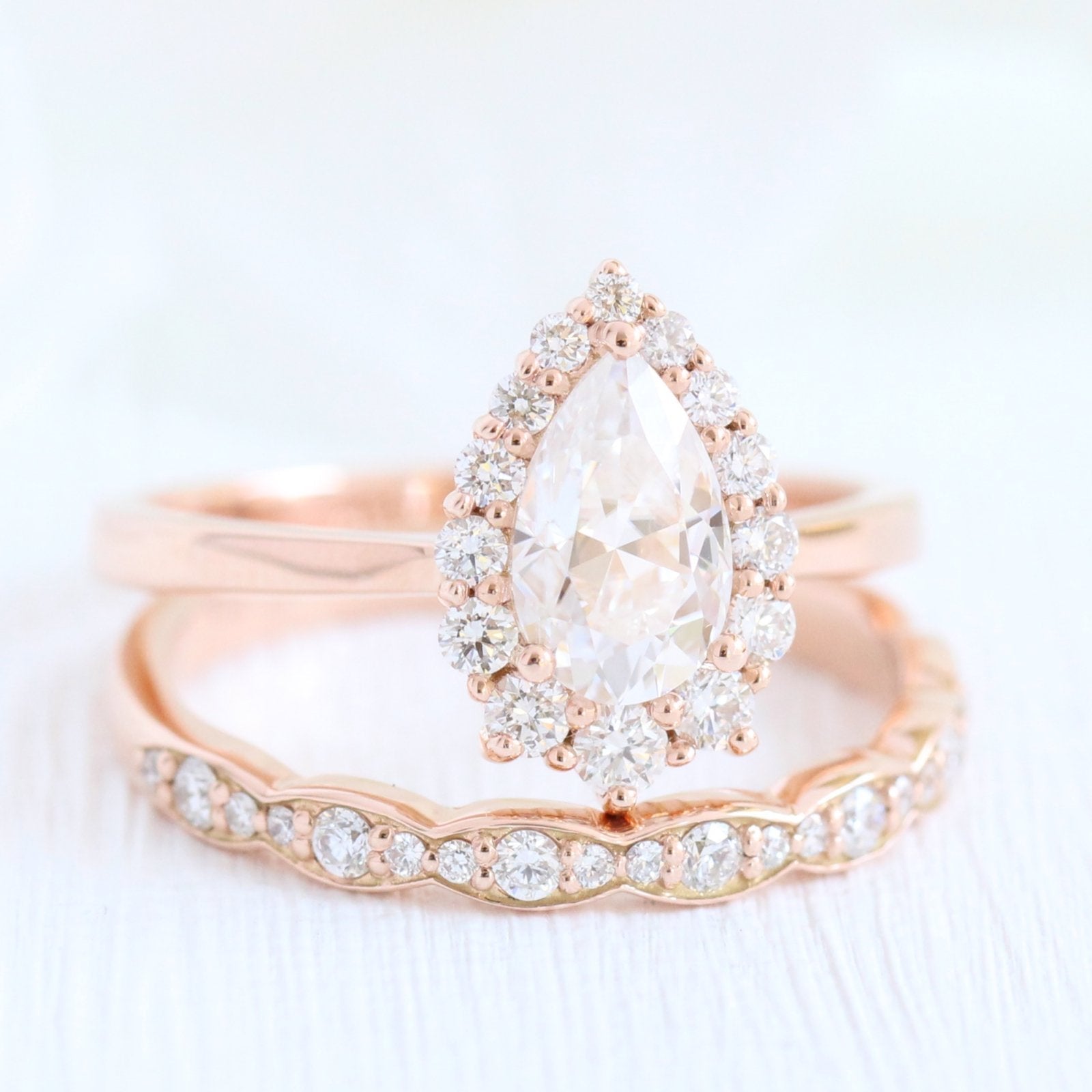 1.0CT Pear Cut Moissanite Halo Bridal Ring Set