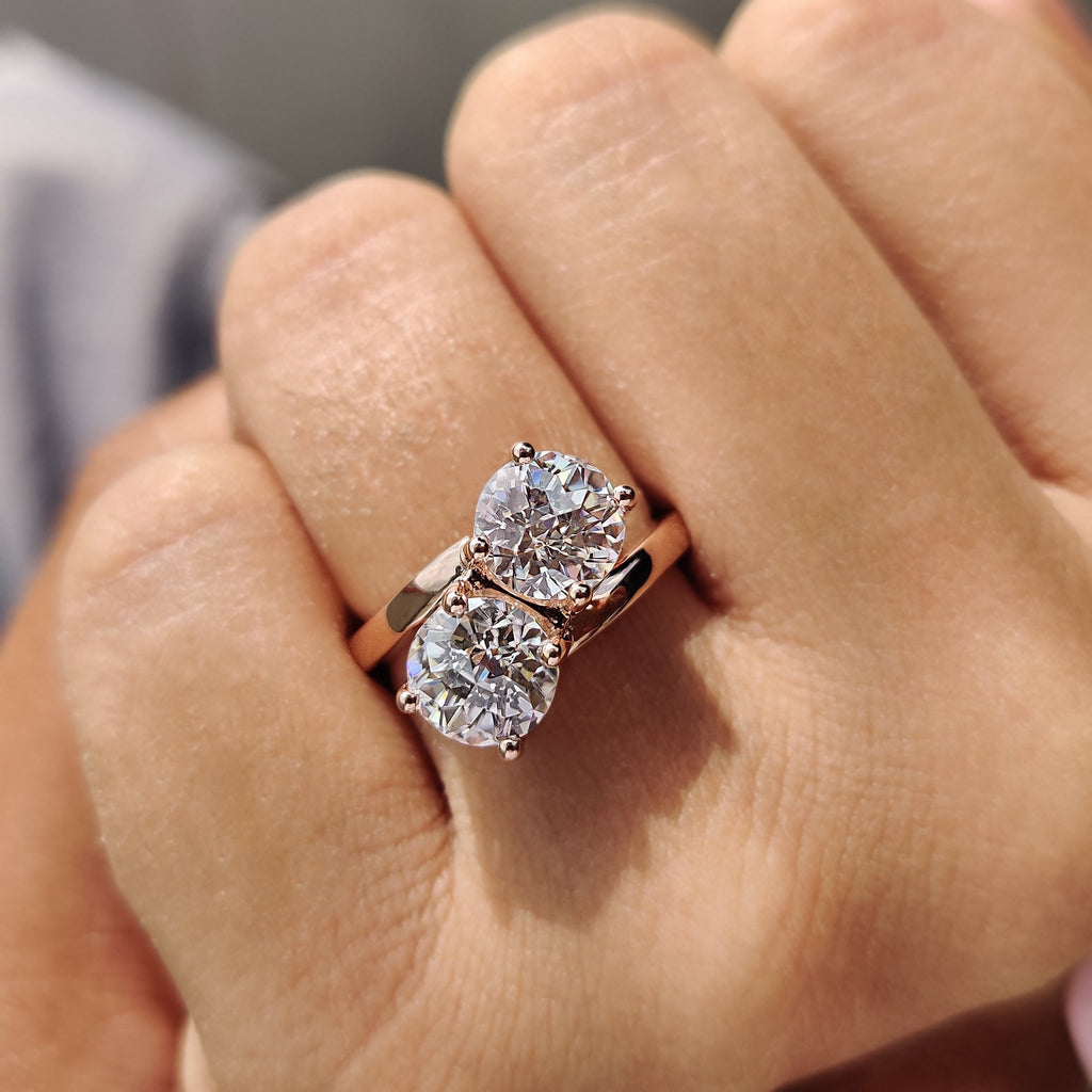 Toi Et Moi Ring with Jubilee Cut Two Stone Style