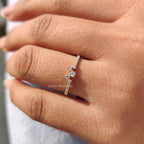 Round Cut Diamond Simple Yellow Gold Wedding Band