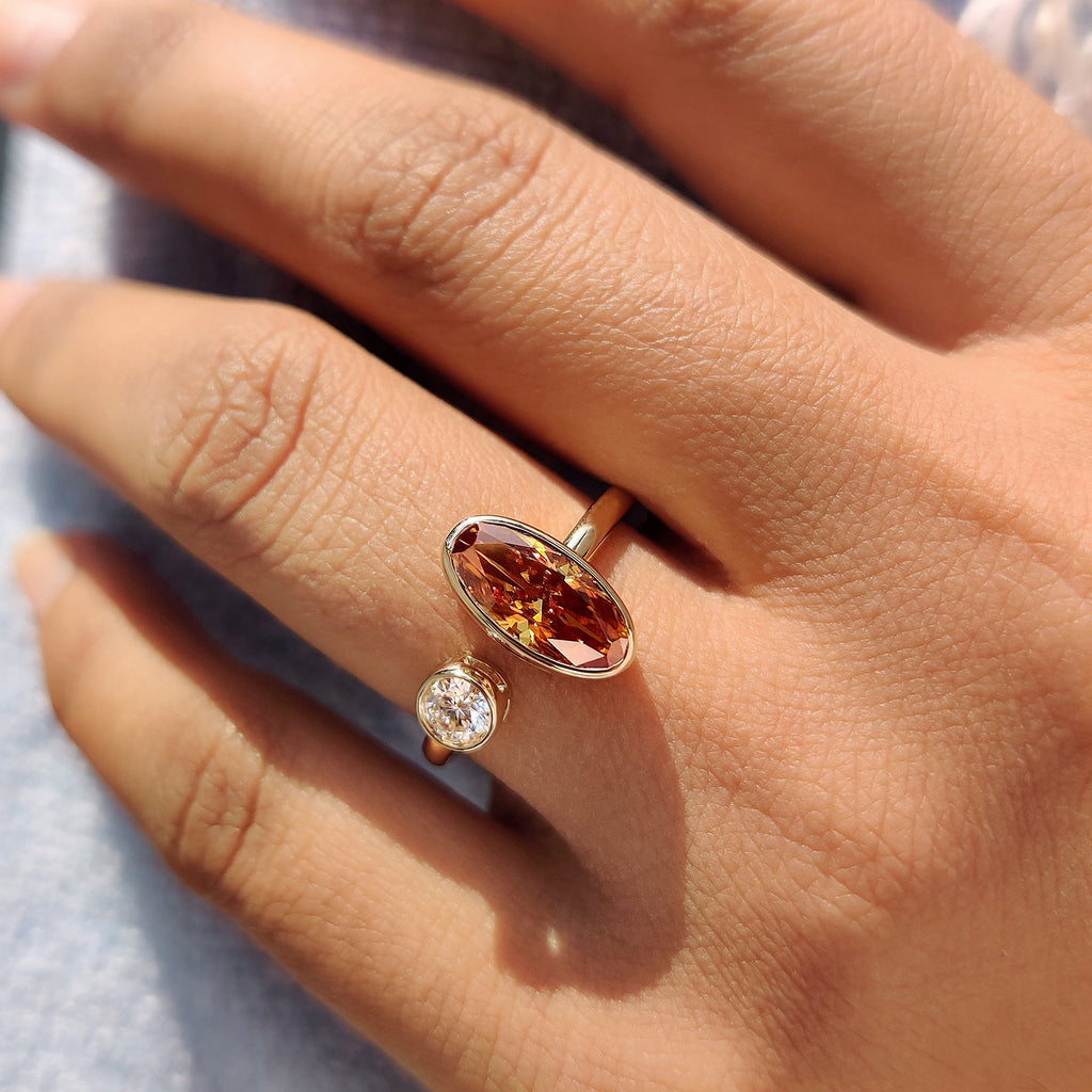 Moval And Round Cut Toi Et Moi Ring